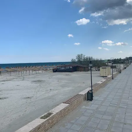 Nabaro 71 Blue Onix Calm Spot Si Parcare Privata Năvodari